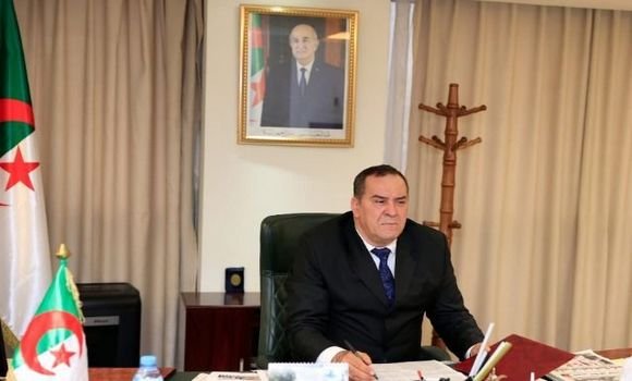 وزير الاتصال يعزي في وفاة الصحفي بالإذاعة الوطنية ناصر طير