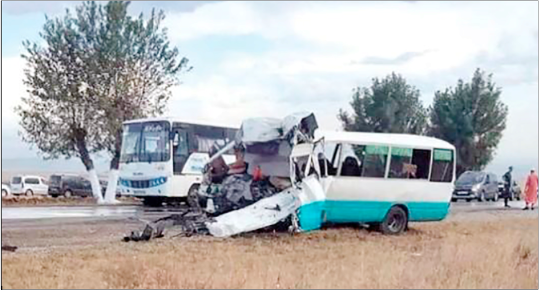 Ces bus de voyageurs  kamikazes   sur les routes