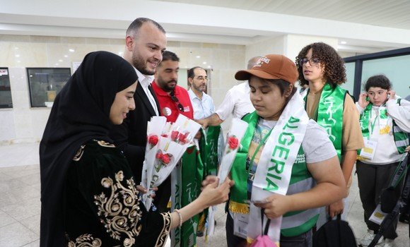 المخيمات الصيفية لموسم 2025: استقبال الفوج الثاني من أبناء الجالية الجزائرية المقيمة بالخارج