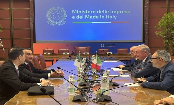 الجزائر-إيطاليا : التوقيع على مذكرة تفاهم لتعزيز التعاون في مجال البريد والمواصلات السلكية واللاسلكية
