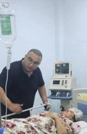 تداعيات المجزرة المرورية بالبيض  ...مدير الصحة لولاية البيض يزور إحدى الضحايا بمستشفى سيدي بلعباس