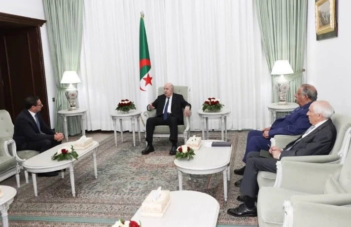 رئيس الجمهورية يستقبل سفير الجمهورية التونسية بالجزائر