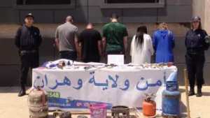 غليزان _ تفكيك شبكة إجرامية متورطة في السطو على محل مجوهرات بزمورة واسترجاع مبلغ 50 مليون سنتيم