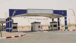 وزير النقل والمدير العام للجمارك يتفقدان المركز الحدودي الطالب العربي بولاية الوادي