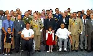 اليوم الوطني للجيش الوطني الشعبي: عائلات المكرمين يشيدون بثقافة العرفان لرئيس الجمهورية