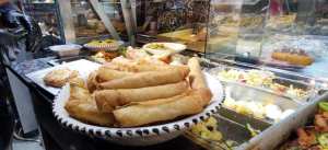 المطاعم الشعبية  بوهران مقصد الجالية الجزائرية : نكهات بلا حدود