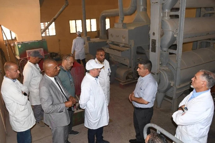 غليزان:زيارات مفاجئة لتعاونيات الحبوب،والخضر الجافة