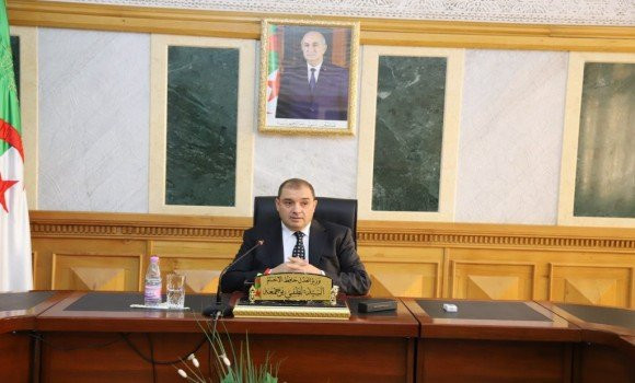 Le ministre de la Justice préside la cérémonie d'installation du nouveau président de la Cour d'Alger