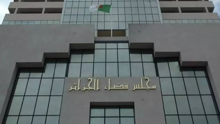 وفاة 4 مناصرين بملعب 5 جويلية.. مجلس قضاء الجزائر يُصدر بيانا