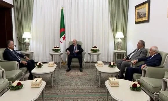 رئيس الجمهورية يستقبل سفير لبنان بالجزائر