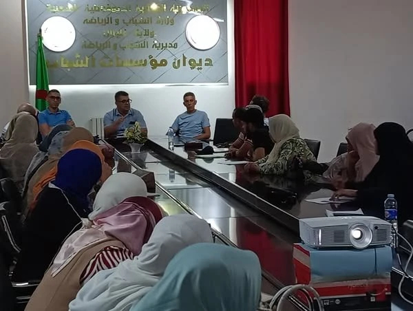 غليزان:دورات تكوينية لفائدة المستخدمين البيداغوجين