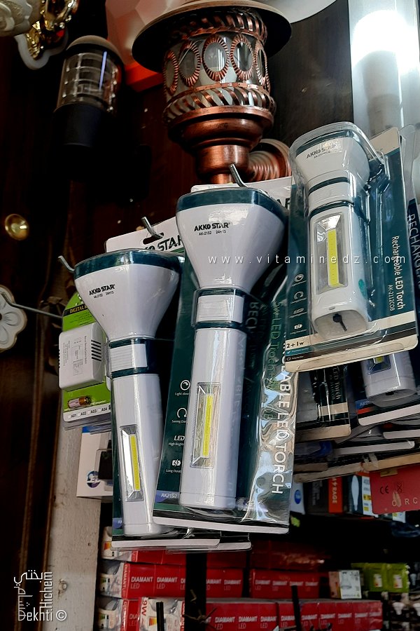 AKKO STAR – Torches LED rechargeables : éclairage fiable et économique