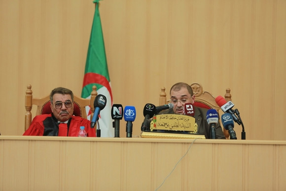 Le ministre de la Justice préside la cérémonie d'installation du président de la Cour et du procureur général près la Cour de Constantine