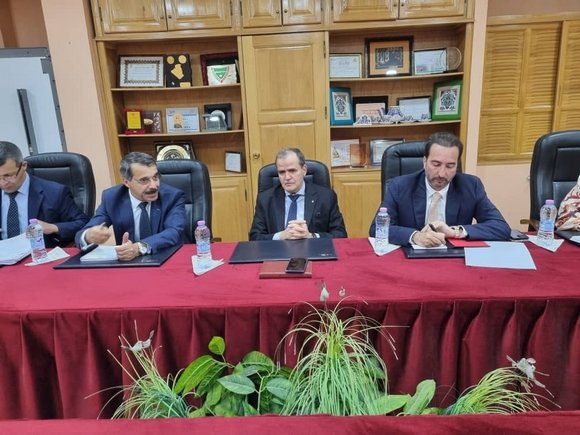 اجتماع لدراسة وضعية السلع والبضائع المستوردة العالقة على مستوى الموانئ