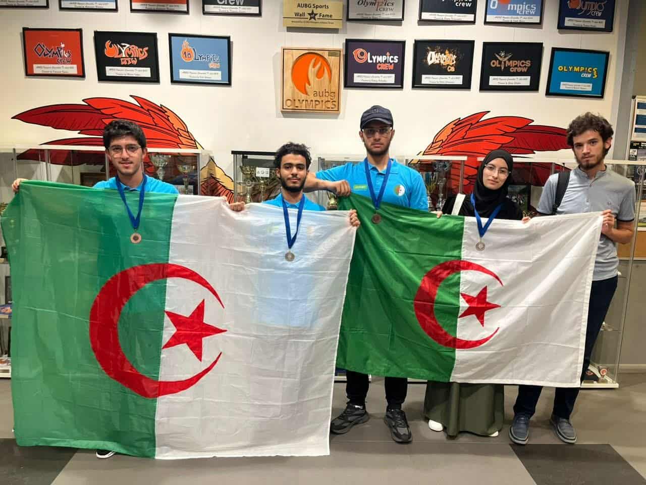جزائريون يتألقون في مسابقة عالمية