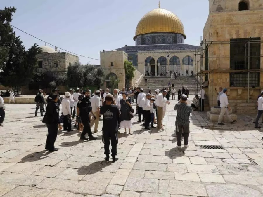 المستوطنون يحاولون السيطرة الكاملة على الأقصى