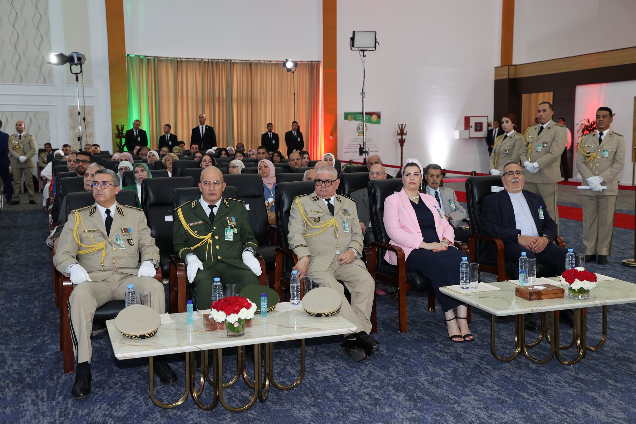 تكريم رئاسي لمتقاعدي الجيش