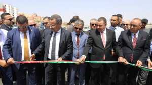 معسكر : تدشين مشاريع استراتيجية لتعزيز شبكة الطرق والنقل