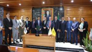 عرقاب يشرف على مراسم التوقيع على مذكرة تفاهم بين مجمع  سونارام  ومجمع  فطيمة  الباكستاني