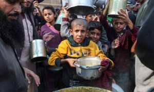 مقتل 28 طفلاً يومياً في غزّة