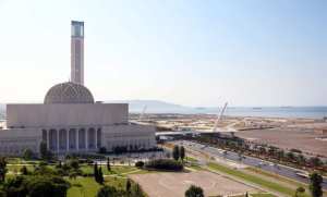 إطلاق خطوط نقل منتظمة بالحافلات نحو جامع الجزائر ابتداء من يوم الجمعة