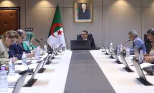 وزير النقل يترأس اجتماعا تنسيقيا حول التحضيرات لمعرض التجارة البينية الإفريقية