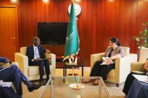 حدادي تبحث مع مدير مكتب إفريقيا لمنظمة الصحة العالمية سبل تعزيز الشراكة