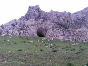 غار الجماعة