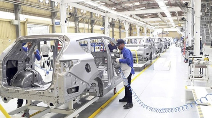 صناعة السيارات : فتح باب الترشح أمام الكفاءات الجزائرية لإنشاء مجلس للخبرات  الوطنية