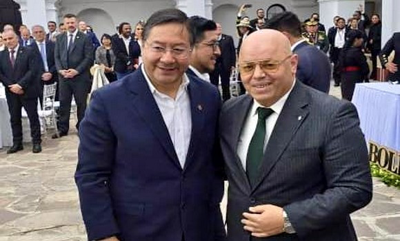 Représentant le président de la République, Rebiga participe aux célébrations du bicentenaire de l'indépendance de la Bolivie