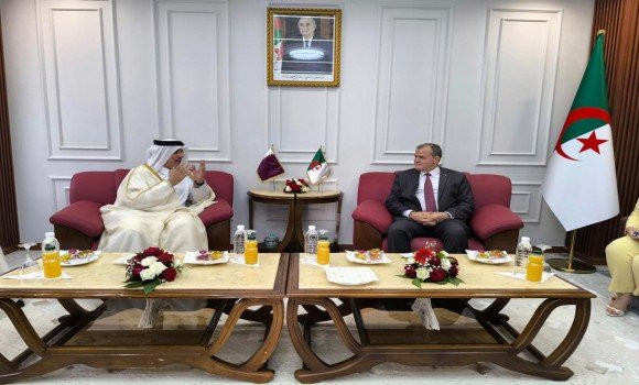 Algérie-Qatar : examen des préparatifs pour l'organisation d'une foire des produits algériens au Qatar