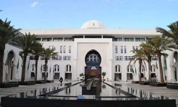 استدعاء القائم بأعمال سفارة فرنسا بالجزائر إلى مقر وزارة الشؤون الخارجية