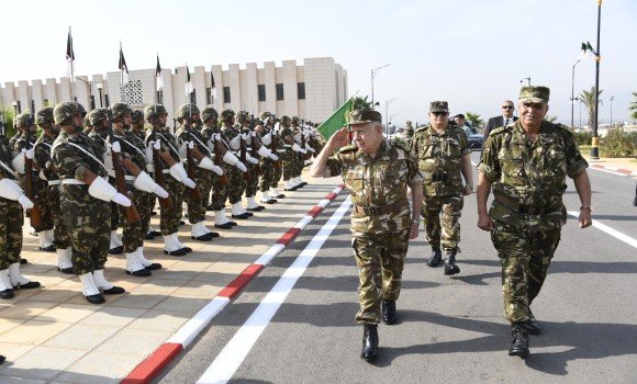 الفريق أول السعيد شنقريحة يشرف على مراسم تدشين المقر الجديد لقيادة قوات الدفاع الجوي عن الإقليم