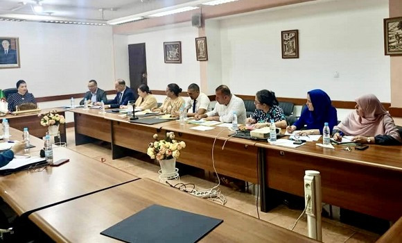 Mouloudji préside une réunion de coordination sur les préparatifs de la rentrée sociale