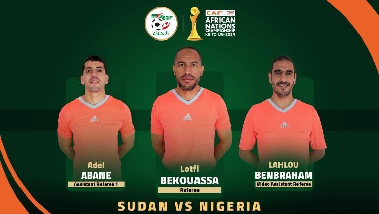 طاقم تحكيم جزائري يدير مباراة السودان ونيجيريا في 