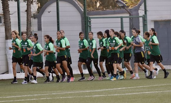 Foot/ qualifs-Mondial féminin U20 : la sélection algérienne en stage à Sidi Moussa