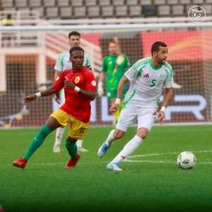 بطولة أمم إفريقيا للاعبين المحليين  الجزائر 1 - غينيا 1  :أشبال بوقرة يتعادلون مجددا