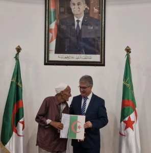 غليزان: تدشين مشاريع تنموية وتوزيع سكنات احتفالا بذكرى يوم المجاهد