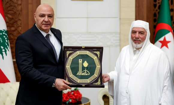 Le président libanais visite Djamaâ El-Djazaïr