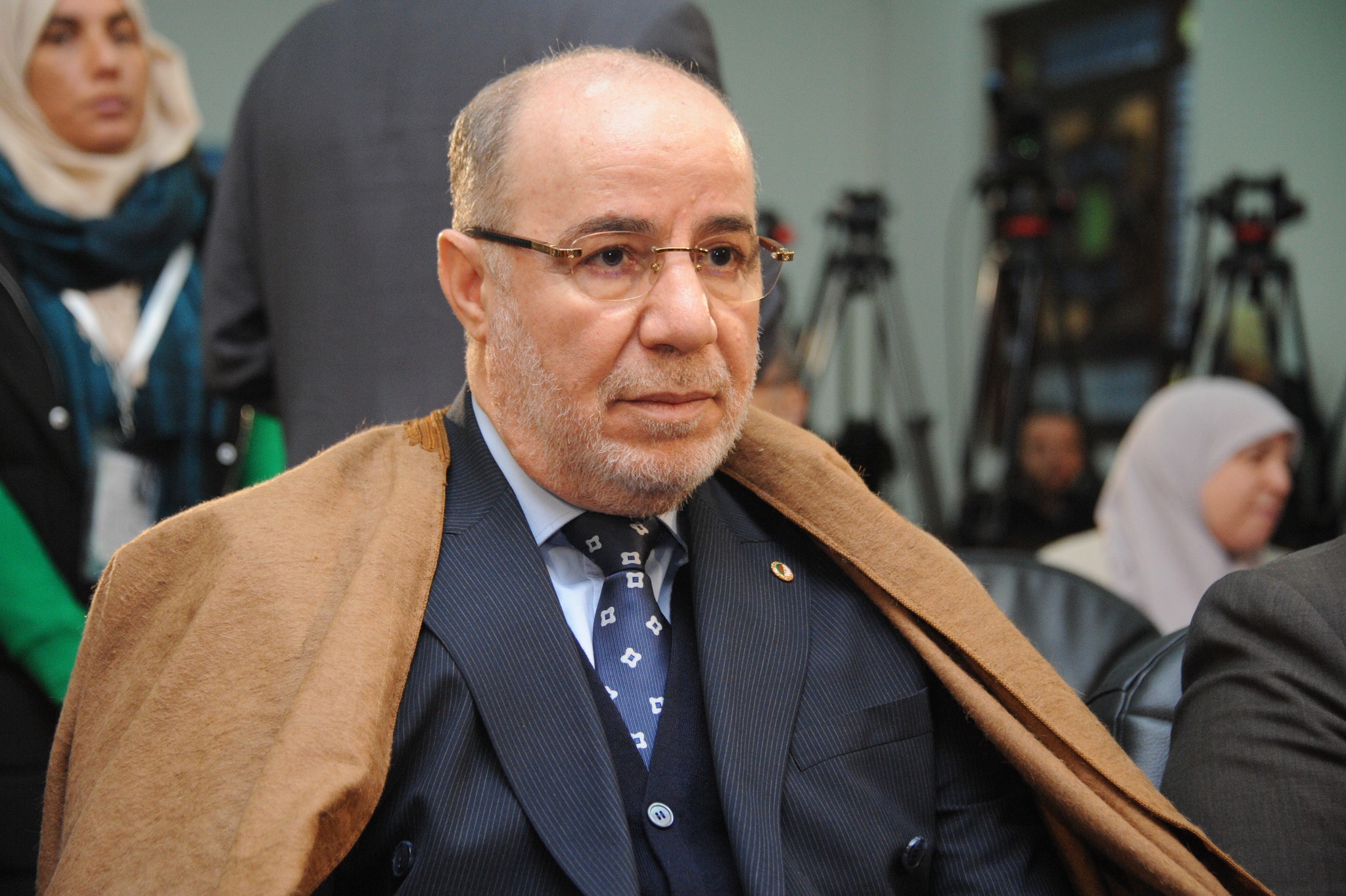 بلمهدي يدعو إلى الحذر والضبط