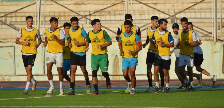 سريع غليزان:   إنطلاق التدريبات ومعاينة 7 لاعبين جدد