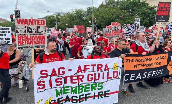  مظاهرة حاشدة في نيويورك للمطالبة بإنهاء الإبادة الجماعية الصهيونية في غزة