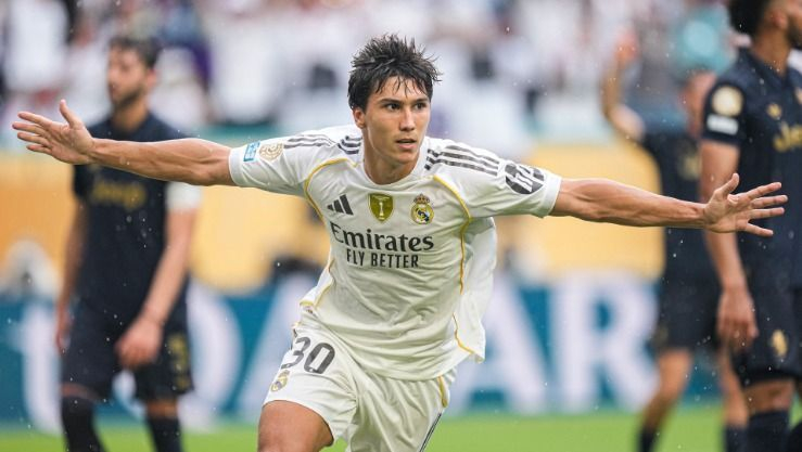 ريال مدريد يعلن تمديد عقد لاعبه غونثالو غارثيا حتى عام 2030