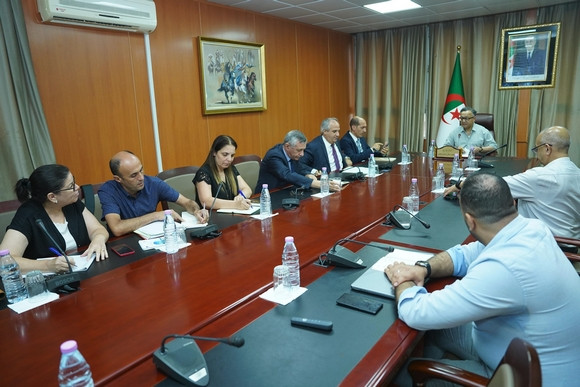 Rentrée universitaire: Baddari se réunit avec les présidents des Conférences régionales des universités