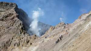 لأول مرة منذ 600 عام.. بركان كراشينينيكوف يثور في كامتشاتكا الروسي