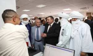 آمال كبيرة معلقة على شركة الخطوط الجوية الداخلية لفك العزلة عن المناطق الحدودية