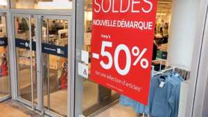 انطلاق البيع بالتخفيض للفترة الصيفية من 26 جويلية إلى 13 سبتمبر 2025