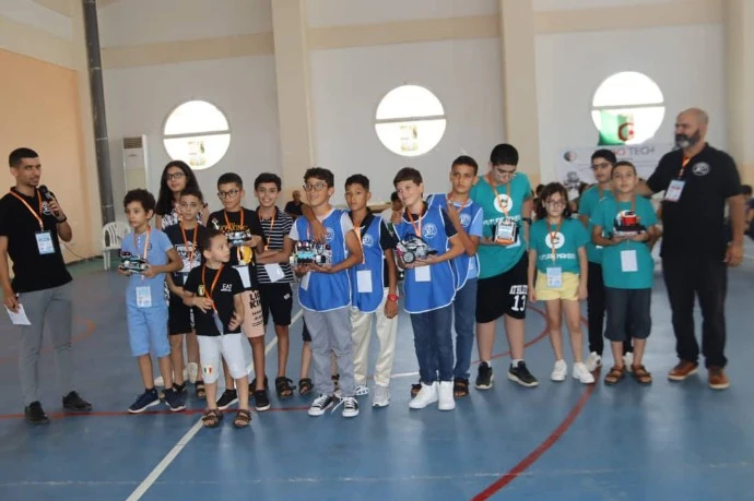 بمشاركة 60 مشاركا... انطلاق البطولة الوطنية الصديقة للروبوت والذكاء الاصطناعي بوهران