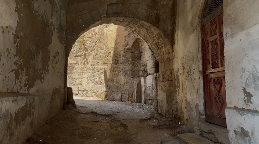 باب كانستيل أو بوابة البحر مدخل المدينة وهران القديمة