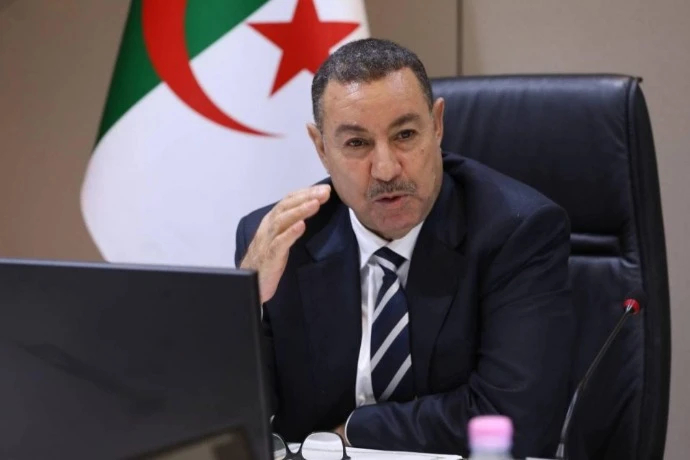 سعيود:  استيراد الحافلات مفتوح للناقلين